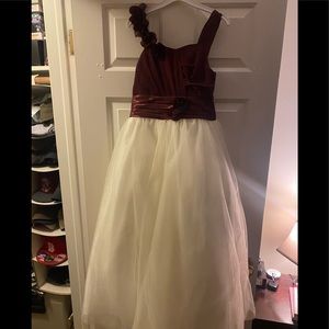 COPY - Girls size 9/10 flower girl dress
